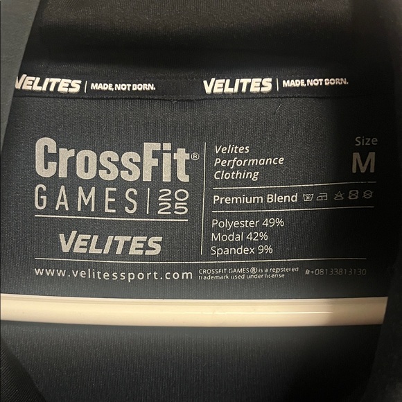 CrossFit Games 2025Velites -Women's Black Hooded Sweatshirt w/magnetic pockets! - Picture 6 of 9